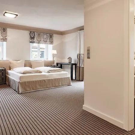 Отель Klosterschaenke 4*